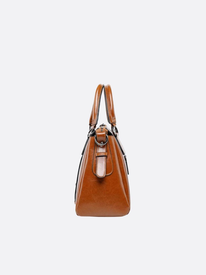 Vintage leather bag<br> Courbet